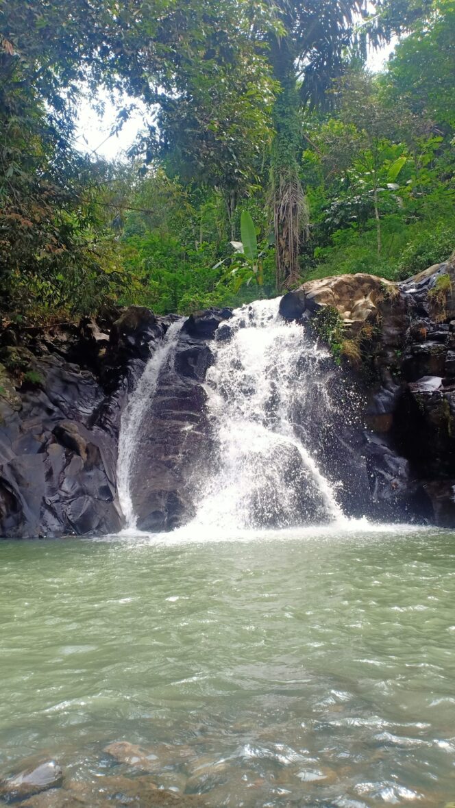 
 Pesona Curug Bentang, Mulai Dari Trekking, Panjat Tebing Hingga Berkemah