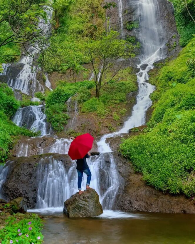 
 Eksplorasi Air Terjun Memukau di Subang yang Wajib Dikunjungi