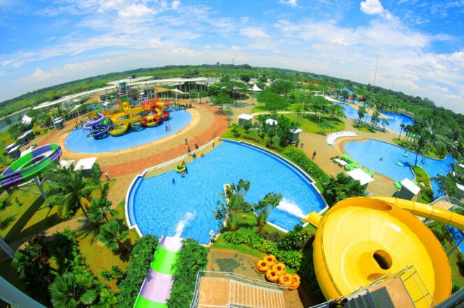 
 Go! Wet Waterpark Grand Wisata, Bekasi: Petualangan Air yang Mengasyikkan